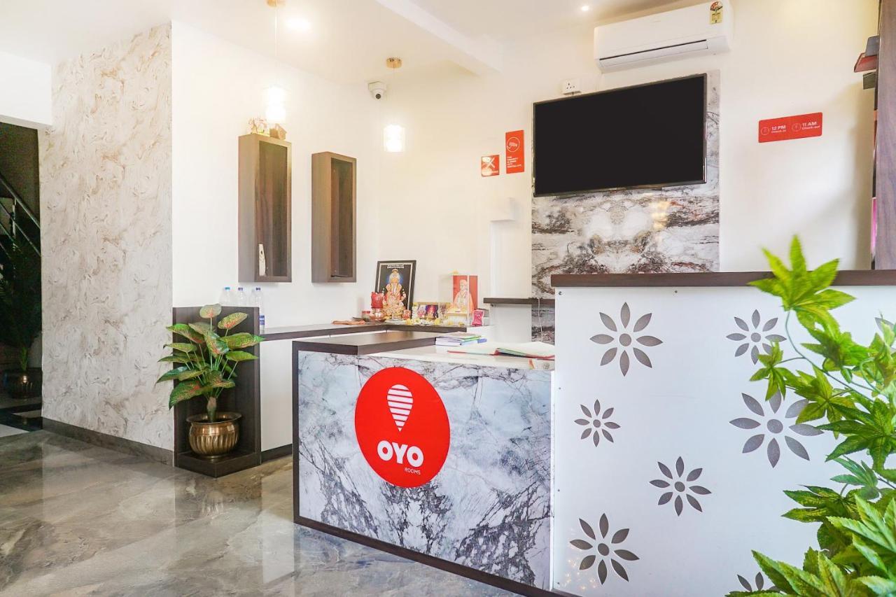 Oyo 15741 Z Inn Phursungi Luaran gambar